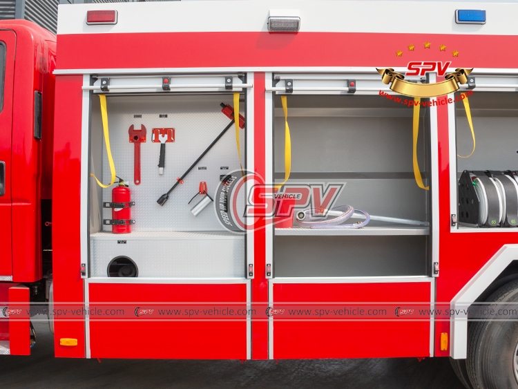 6,000 Litres Fire Engine FOTON - Accessories 1